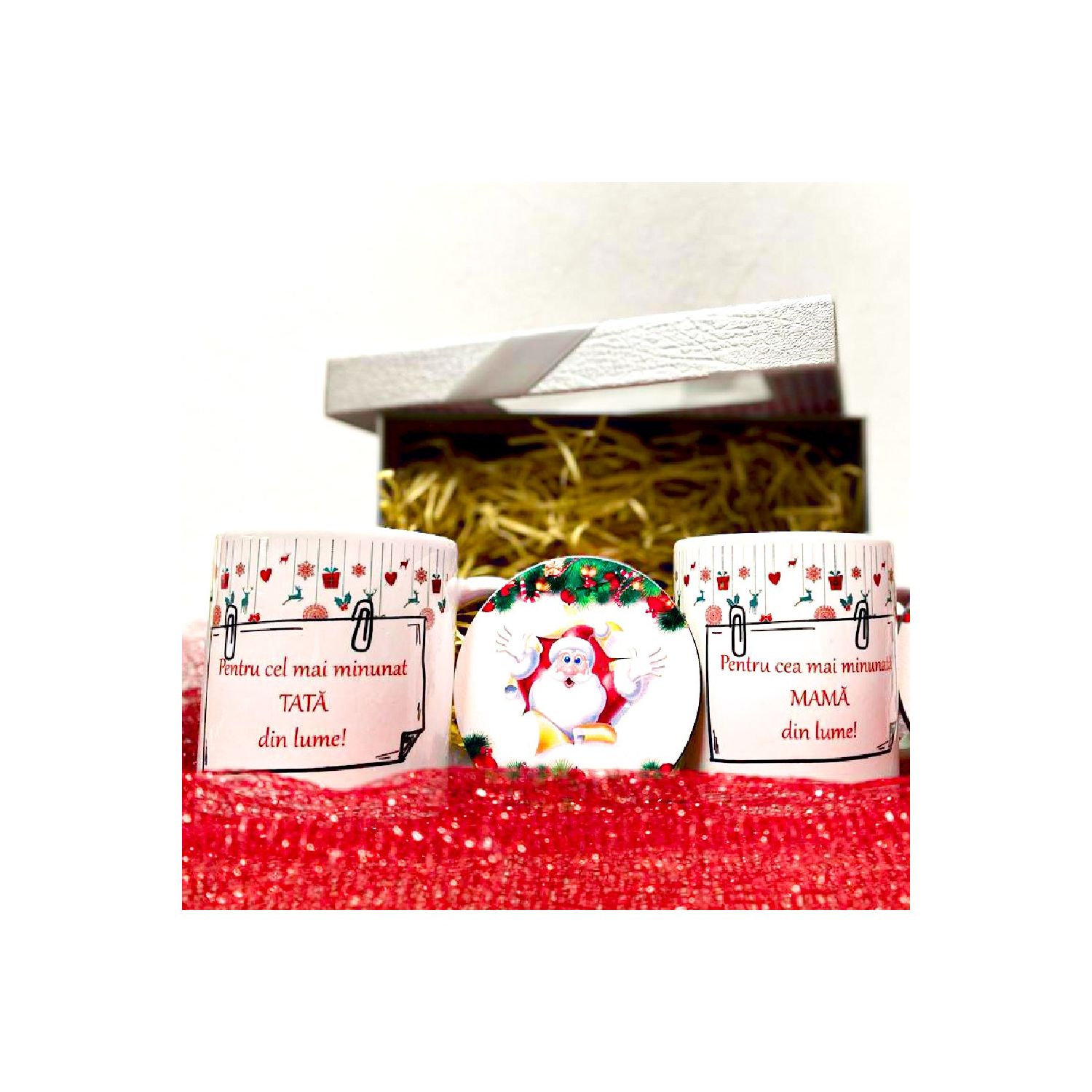 Set de două căni și două suporturi cu tematică de Crăciun