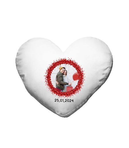 Pernă personalizată în formă de inimă cu o fotografie și dată
