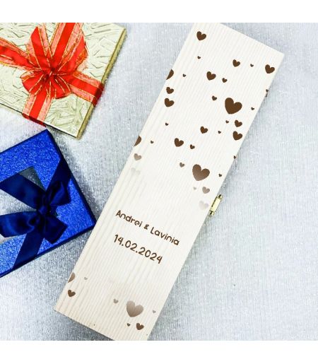 Cutie de vin personalizată cu nume și dată