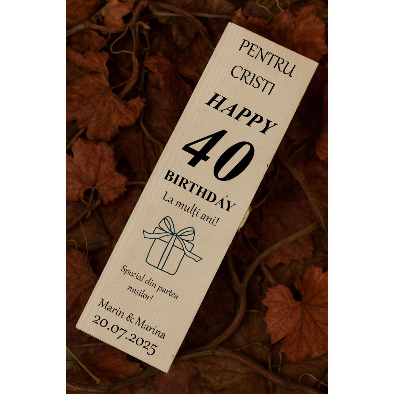 Cutie de vin personalizată cu nume, data și vârstă