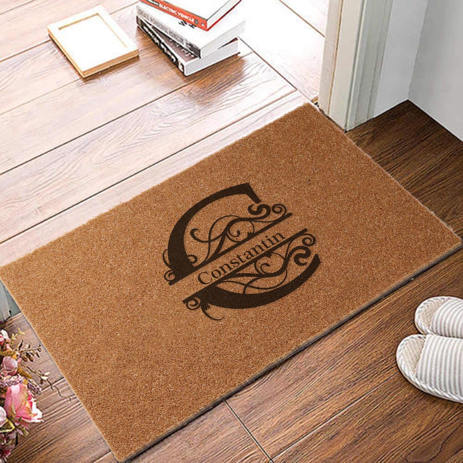 Covor intrare personalizat cu initiala C si nume