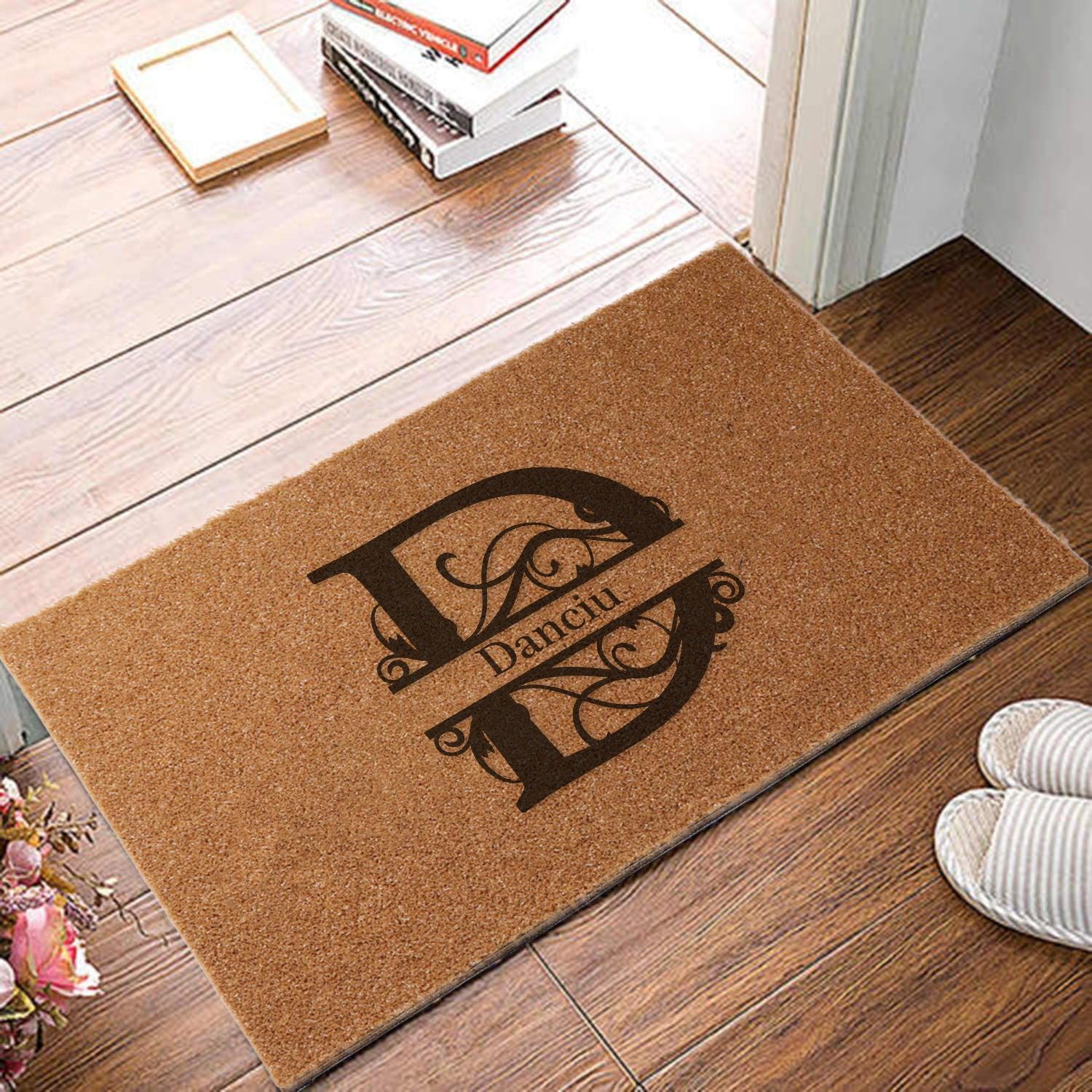 Covor intrare personalizat cu initiala D si nume