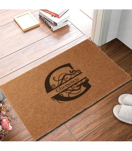 Covor intrare personalizat cu initiala G si nume