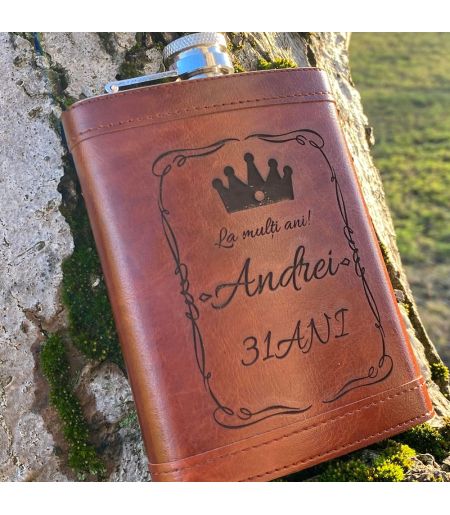 Sticla de buzunar personalizata cu nume